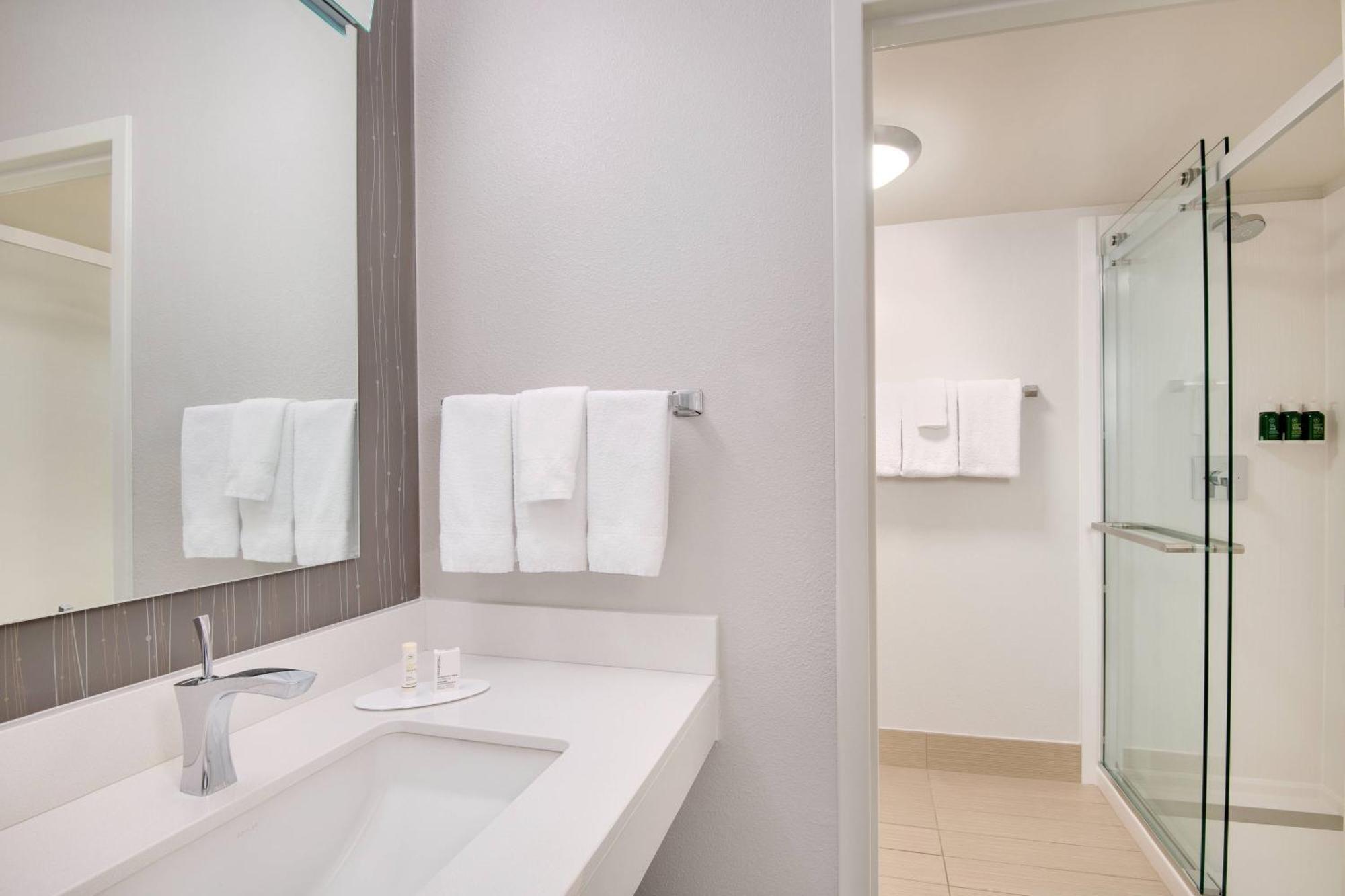 Courtyard By Marriott Birmingham Homewood Eksteriør billede